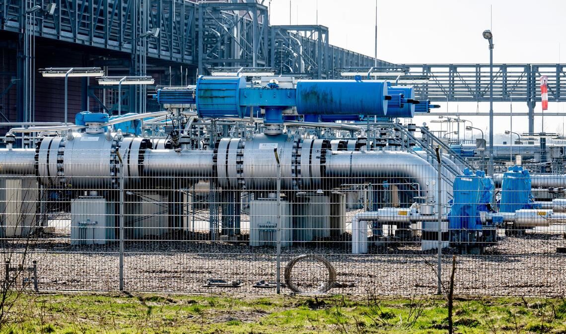 Reduzierte Füllziele für Gasspeicher könnten nach Einschätzung der EU-Kommission den Preisanstieg bremsen. (Archivbild)