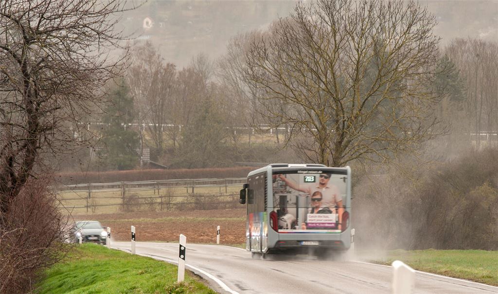 Regen und Sturm: Der Start ins Wochenende fällt ungemütlich aus. Foto: Fotomoment