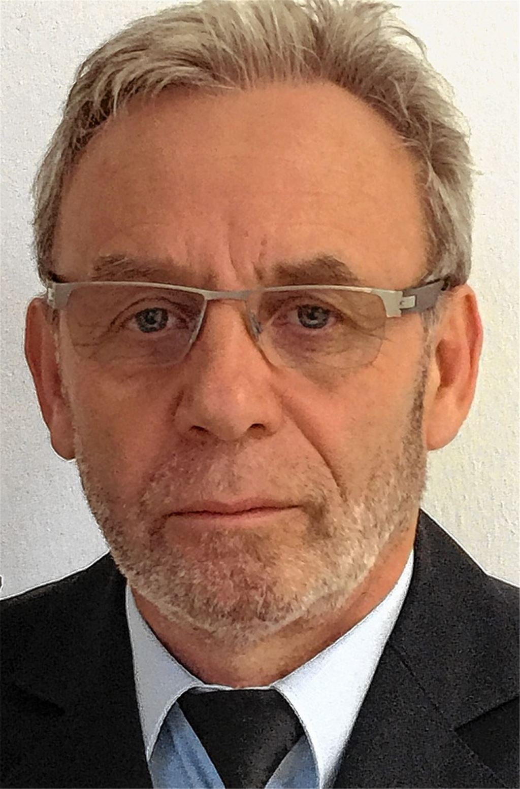 Reinhold Seene[[br]]ist Sprecher des Polizeipräsidiums Karlsruhe