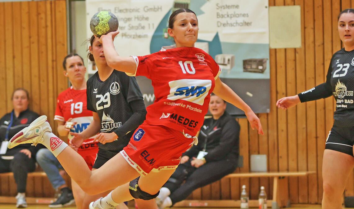 Rekord: Ajlina Becirovic macht den 40. Treffer im Spiel gegen Rot/Malsch. Foto: Müller