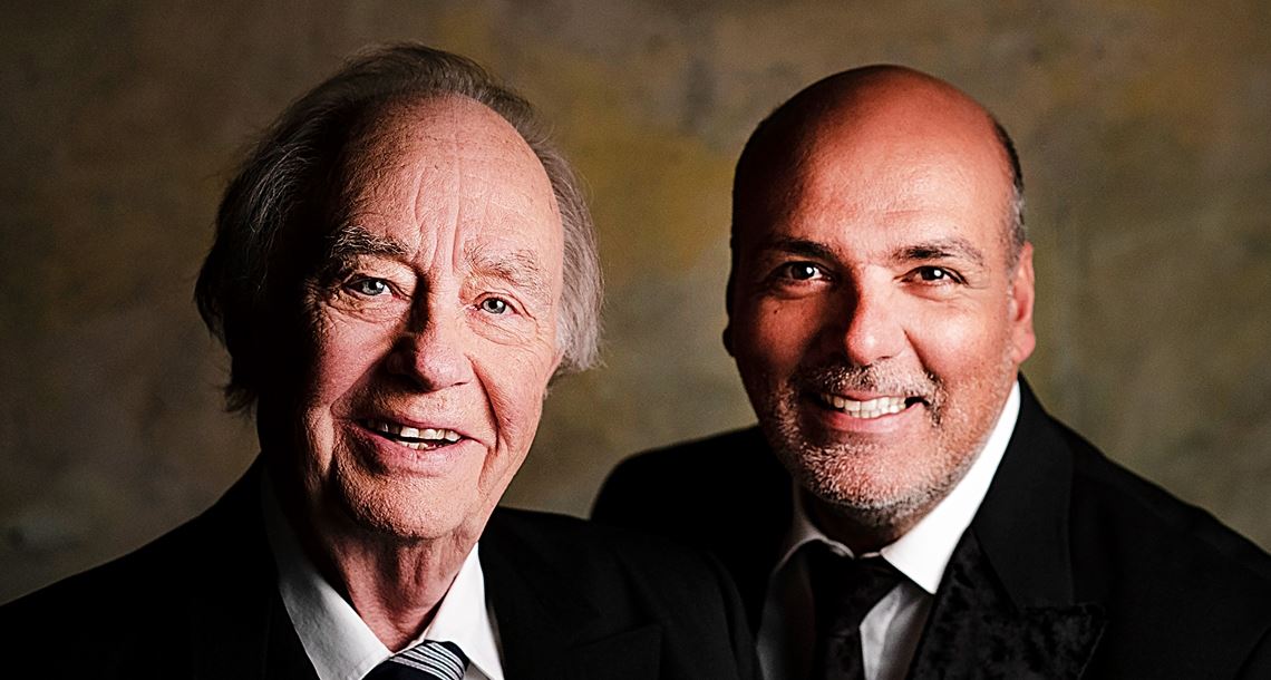 René Kollo und Jay Alexander präsentieren auf ihrer neuen CD „romantische Abendlieder“. Erscheinen wird sie am Freitag, 11. Februar. Foto: Janina Steinmetz
