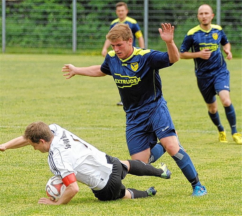 Renningen am Boden, Lomersheim macht einen wichtigen Schritt im Abstiegskampf.