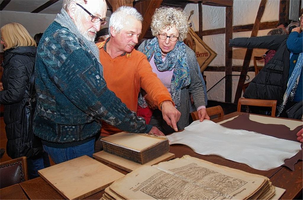 Von Schriftrollen und Beerentinten