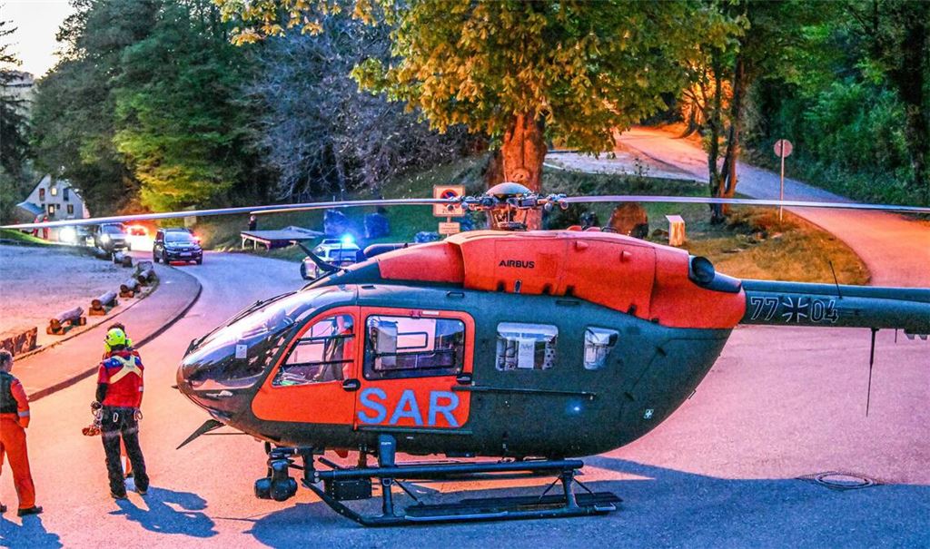 Rettungshubschrauber am Rosenstein im April 2026.
