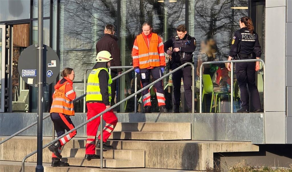 Rettungskräfte im Großeinsatz