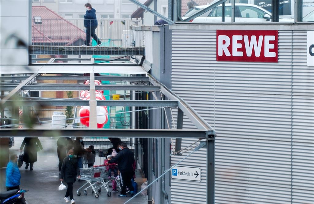 Rewe wieder geöffnet