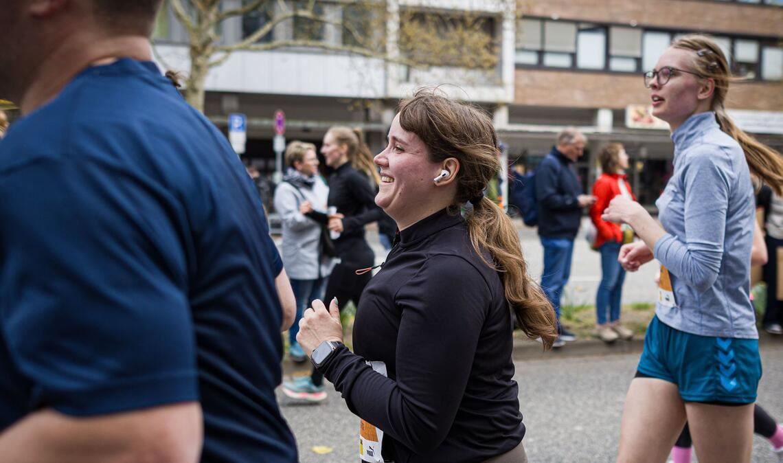 Ricarda Lang hat das Laufen für sich entdeckt – und in Hannover an ihrem ersten Halbmarathon teilgenommen.