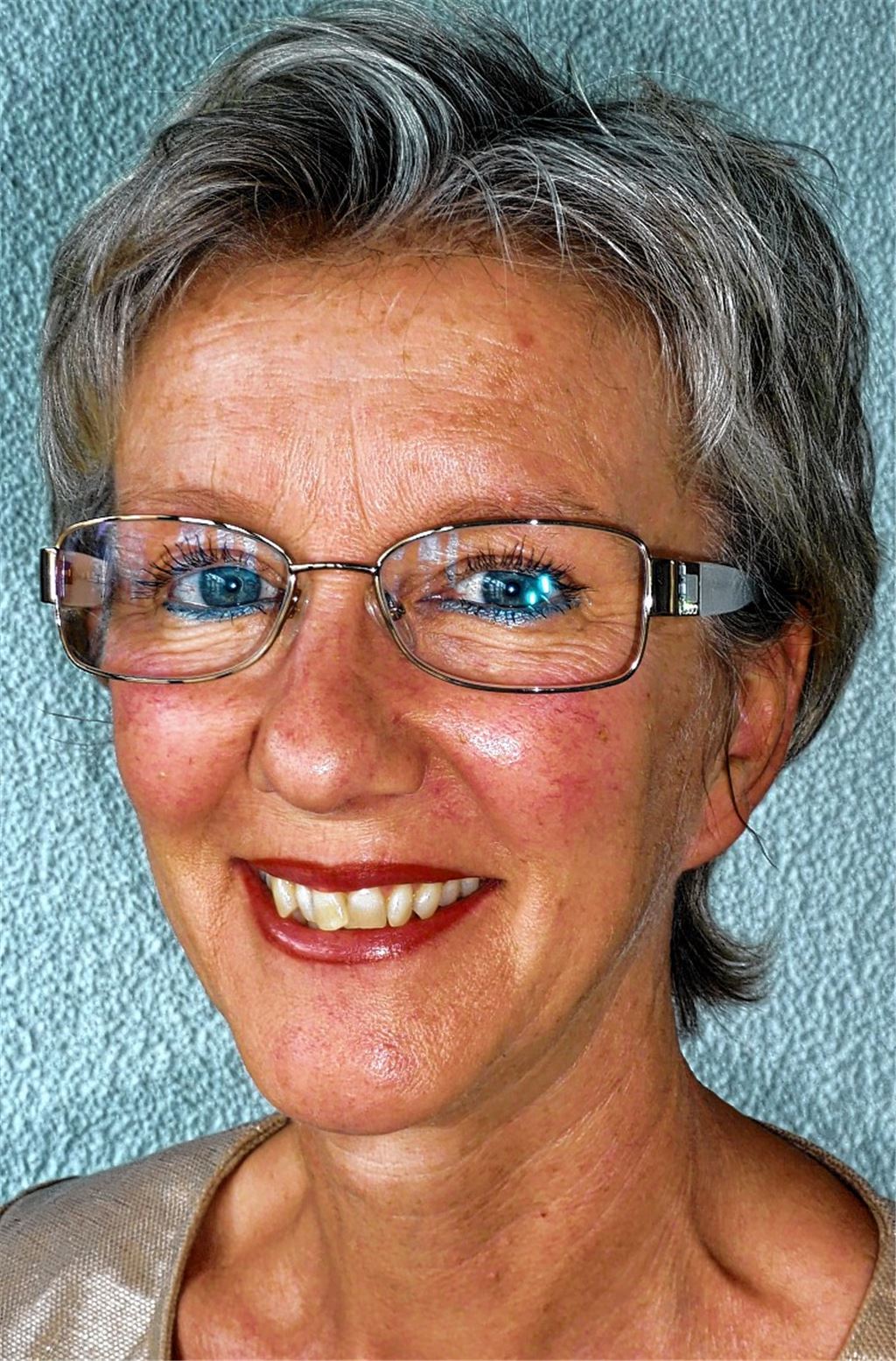 Rita Schray von der Stadtverwaltung koordiniert gemeinsam mit Annette Kusche und Christine Gau die Quartiersuche