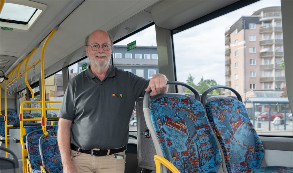Rolf Aichelberger kennt „seinen“ Stadtverkehr in- und auswendig, auch wenn er ihn im Moment eher wenig nutzt. Foto: Fotomoment