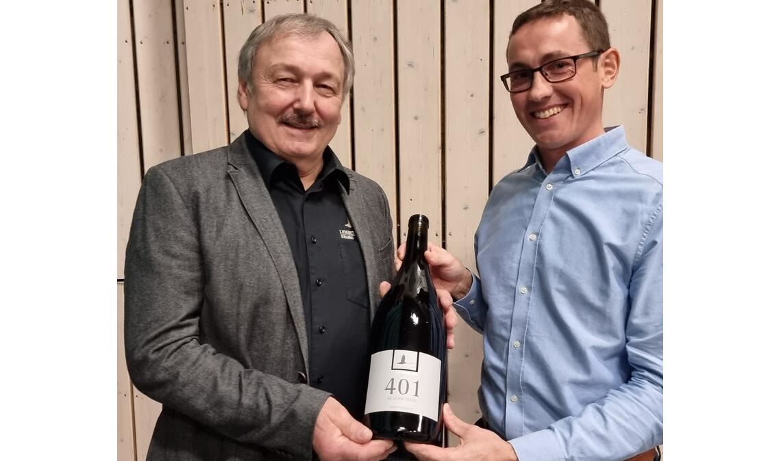 Rolf Allmendinger (li.) mit seinem Nachfolger Sascha Reich. Foto: privat