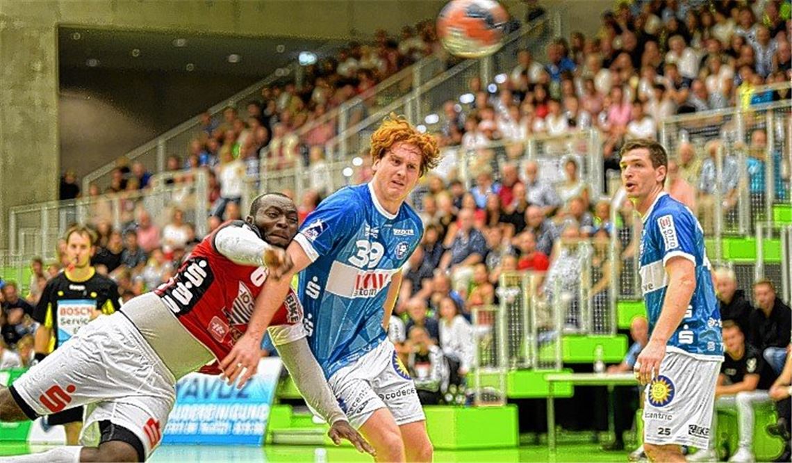 Bergische Löwen beißen zu