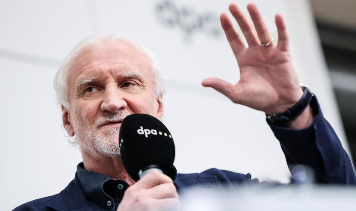 Rudi Völler hält die Debatte um einen WM-Boykott für sinnlos.