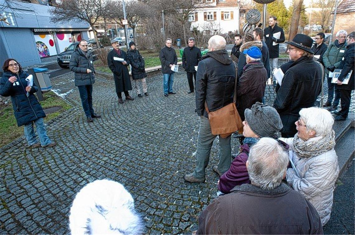 Bürger informieren sich aus erster Hand Bürger informieren sich aus erster Hand