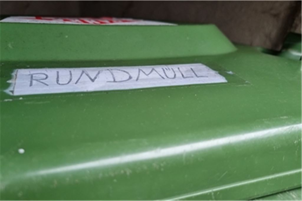 Rundmülltonnen wird es bald nicht mehr geben. Foto: Huber