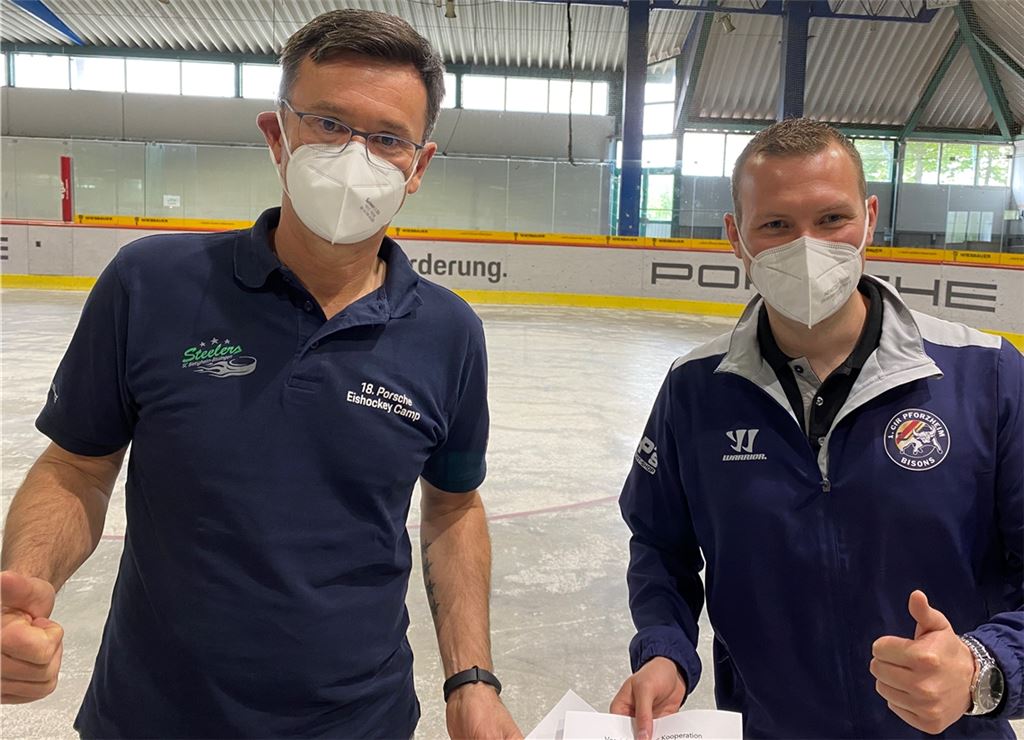Rupert Meister (SC Bietigheim, re.), und Tobias Nuffer (Pforzheim Bisons).Foto: privat