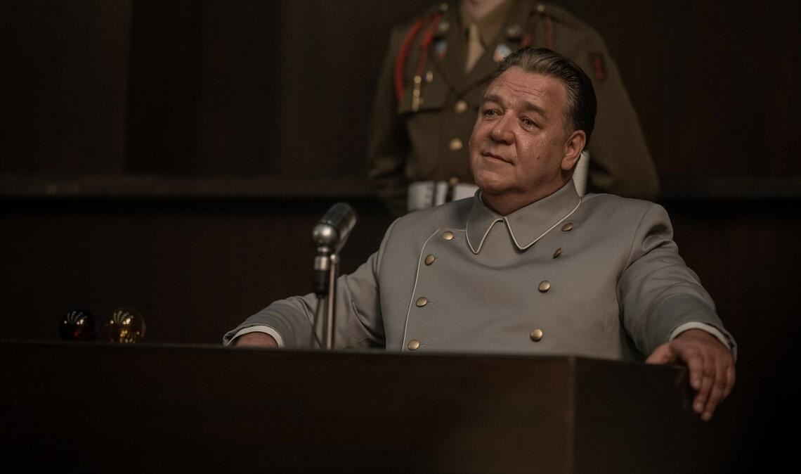 Russell Crowe stellt den Nazi Hermann Göring dar.