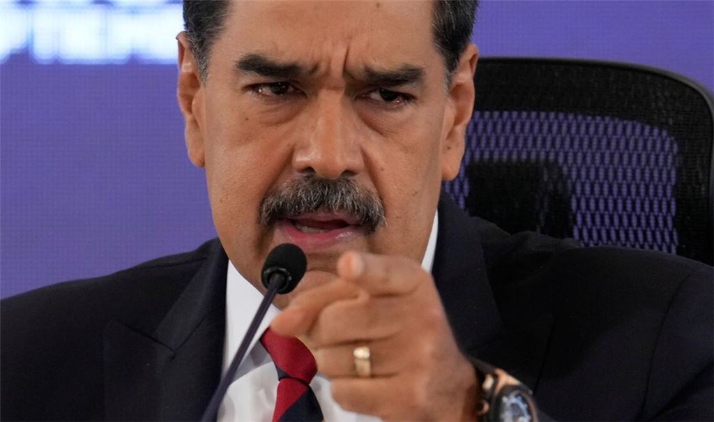 Russland ist mit dem venezolanischen Präsidenten Maduro verbündet.