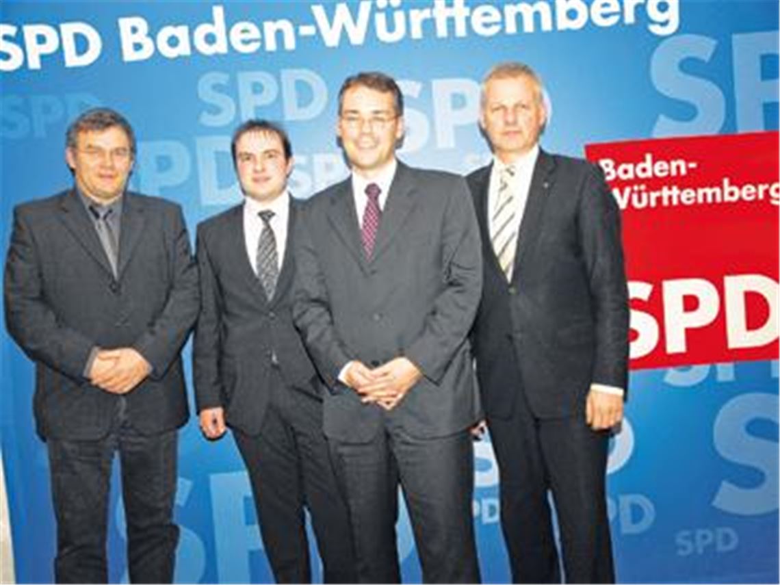 SPD-Ortvorsitzender Martin Blanc, Timo Steinhilper, Peter Friedrich, Thomas Knapp. Foto: Appich