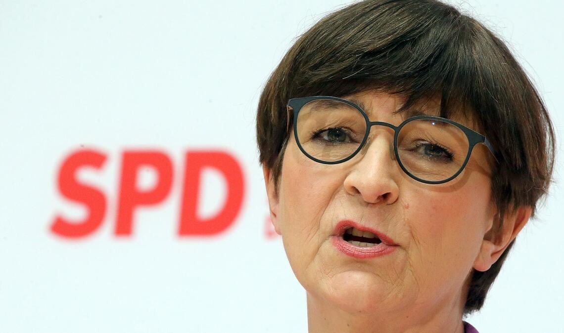 Saskia Esken sieht eine Erhöhung des Renteneintrittsalters kritisch.