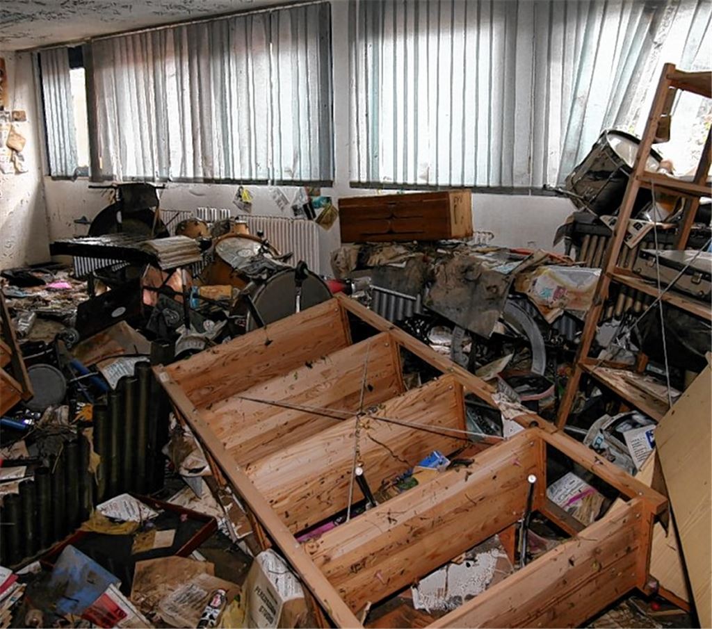 Schäden in der Musikschule.