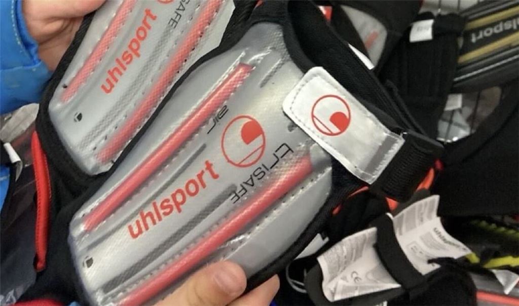 Scheinbeinschoner für Kinder von uhlsport.