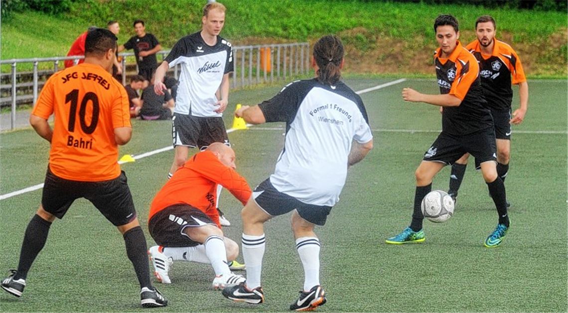 Schiris holen Turniersieg Schiris holen Turniersieg