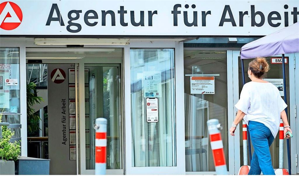 Schlägt die Auseinandersetzung am Persischen Golf noch voll auf dem Arbeitsmarkt durch? Es gibt mehrere Szenarien.