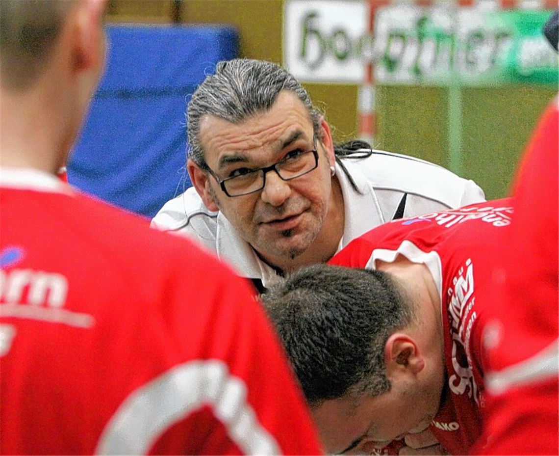 Schlappe zum Schluss: Trainer Medo Ganic und seine Knittlinger straucheln bei der TGS Pforzheim III und müssen sich mit Platz drei begnügen. Foto: Eigner