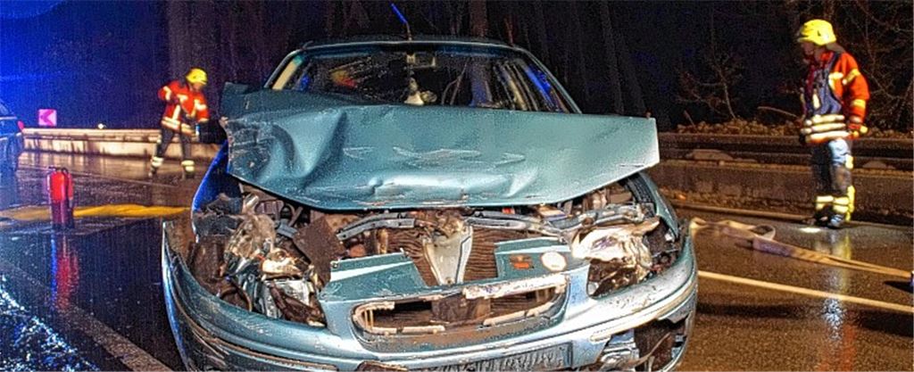 Schleuderpartie im Regen