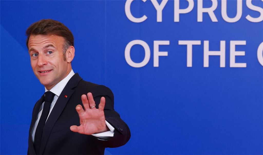 Schmetterte am Rande eines Gipfeltreffens ein Chanson: Frankreichs Präsident Emmanuel Macron. (Archivbild)