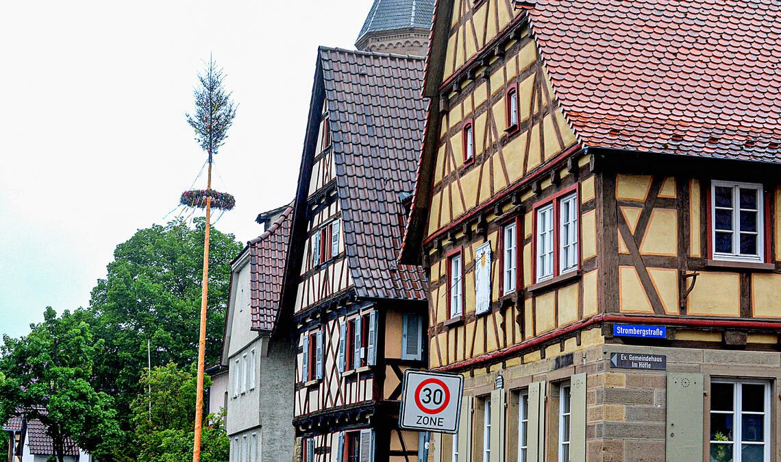 Schmuckes Dorf mit Potenzial: Der Maulbronner Stadtteil Schmie soll von Fördergeldern aus dem Entwicklungsprogramm für den ländlichen Raum profitieren. Fotos: Stahlfeld
