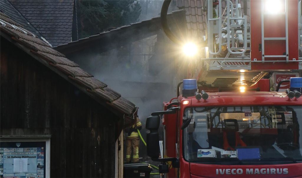 Schnelles Eingreifen der Feuerwehr kann Schlimmeres verhindern. Foto: Steigleder
