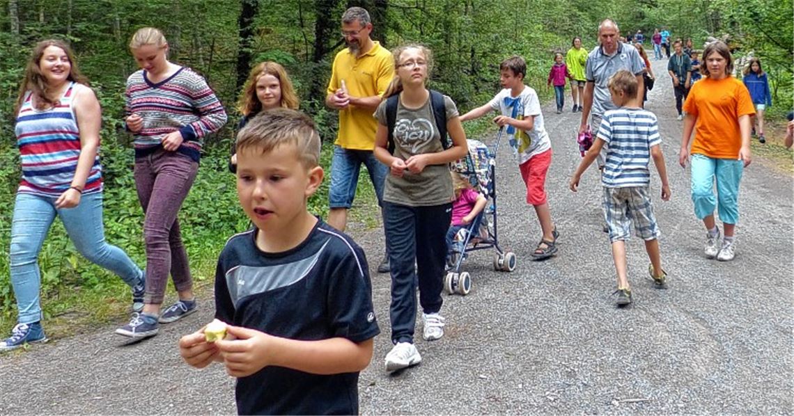 Schnitzeljagd im Wald Foto: privat