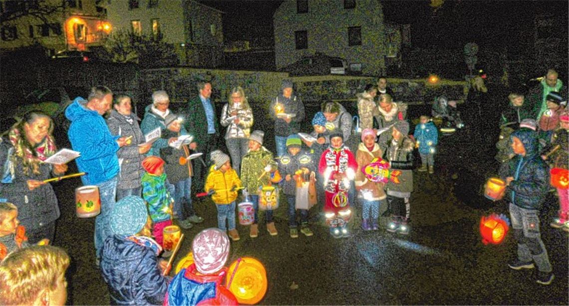 Nachbarschaftshilfe „Hello“ organisiert Laternenlauf
