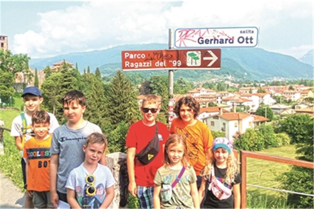 Schöne Tage in Bassano del Grappa: Die jungen Teilnehmer(innen) der Familienausfahrt erleben die Mühlacker Partnerstadt. Foto: Ziegler