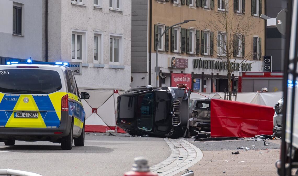 Schramberg: Die Szenerie nach einem schweren Unfall mit zwei Toten.