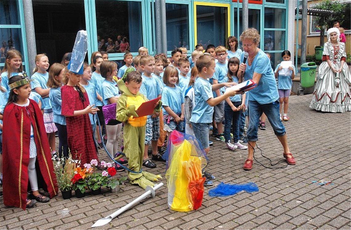 Schule geht auf Zeitreise