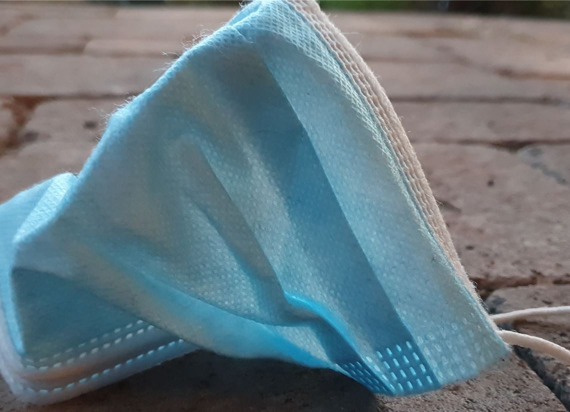 Schutzmaske.Symbolbild Huber