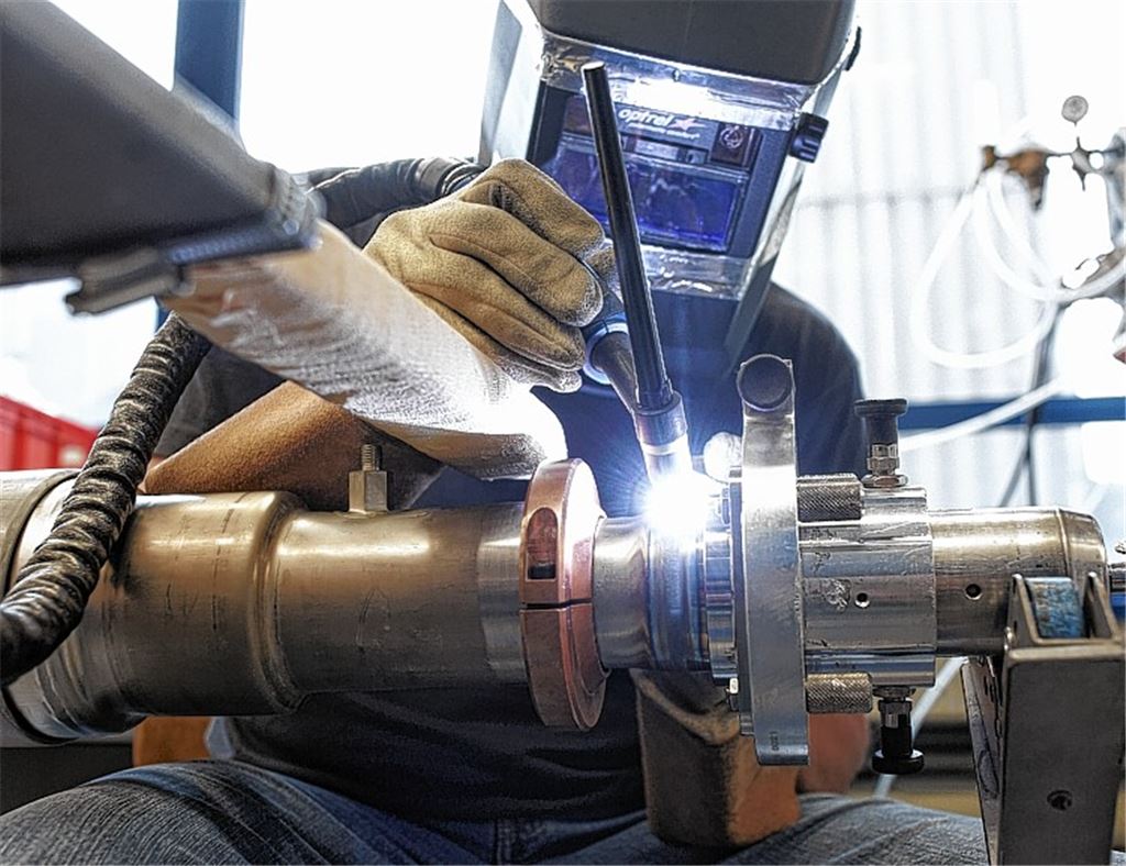 Witzenmann-Teile fliegen ins Weltall