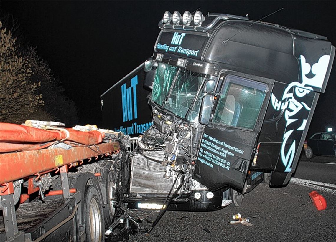 Schwerer Unfall am Rande der A8.