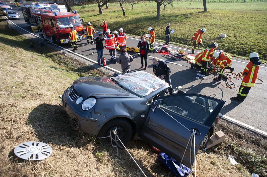 910_0008_162901_vh_Unfall_Pinache_Oeschelbronn_1