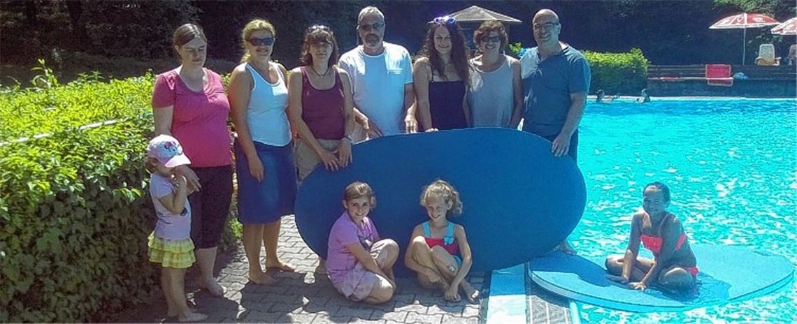 Schwimminseln gespendet