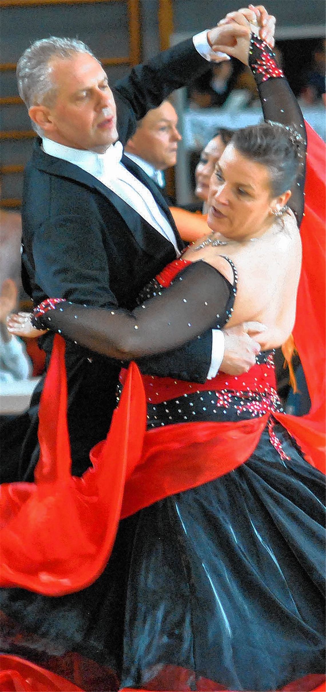 Schwungvoll auf dem gewohnten Parkett: Klaus Weber/Heike Weber.