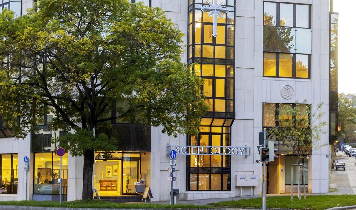 Scientology-Domizil  an der Heilbronner Straße in Stuttgart. Das Bundesamt für Verfassungsschutz (BfV) stellt die Beobachtung der Organisation ein (Archivfoto).