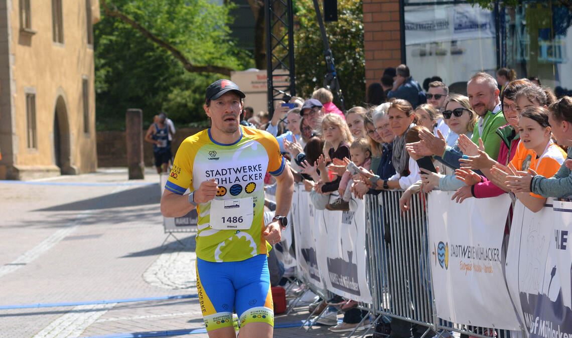 Sebastian Kienle wird seiner Favoritenrolle gerecht.