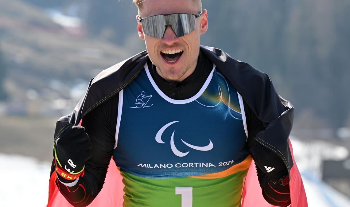 Sebastian Marburger jubelt über Silber.