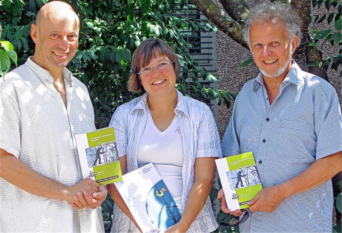 Sehen Bildung als originäre Aufgabe der Kirche (v. li.): Thomas Knodel, Franziska Müller und Heinz Daferner. Foto: Goertz