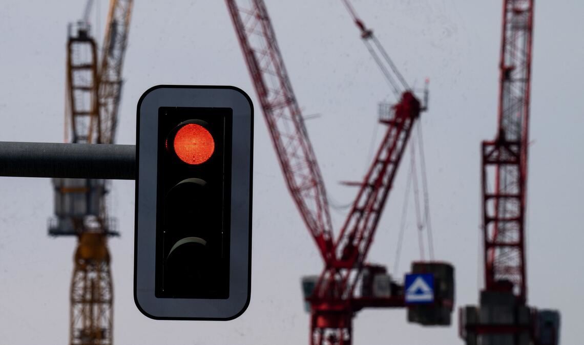 Seit Jahren bremsen immer neue Krisen die deutsche Wirtschaft aus. (Symbolbild)