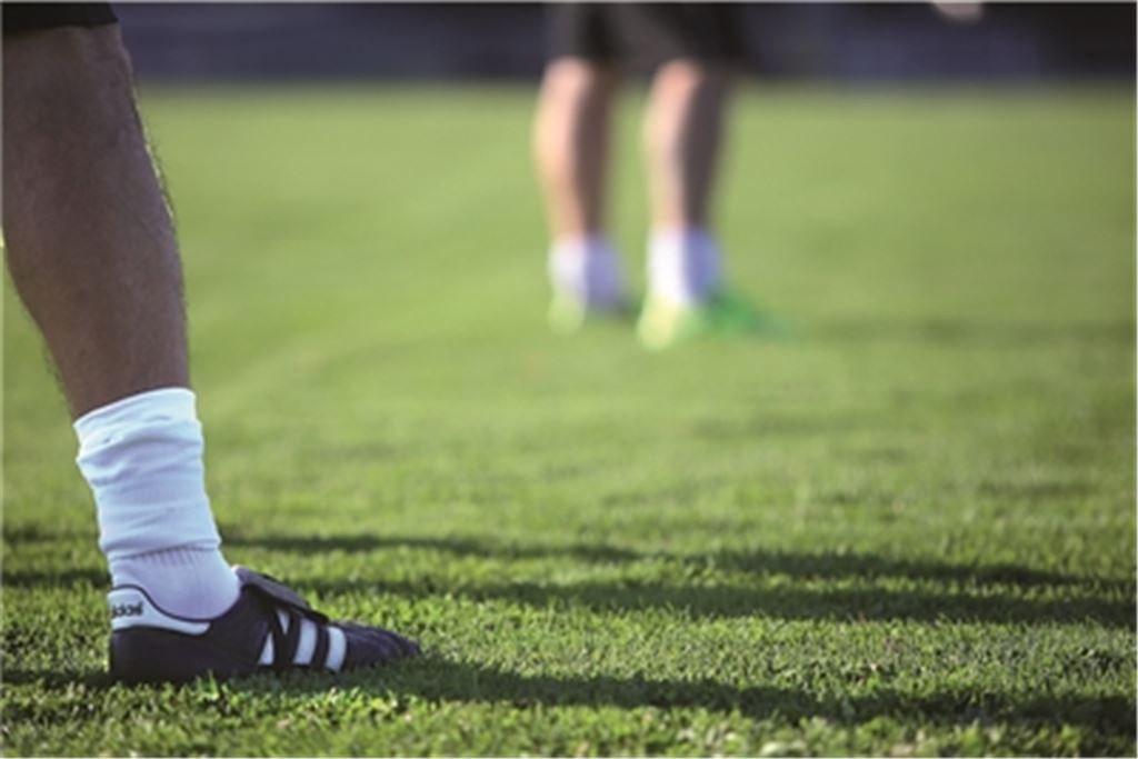 Seit Mittwoch dürfen wieder alle auf dem Platz dabei sein – allerdings brauchen Menschen, die nicht gegen das Coronavirus immunisiert sind, einen negativen Test. Archivfoto: Huber