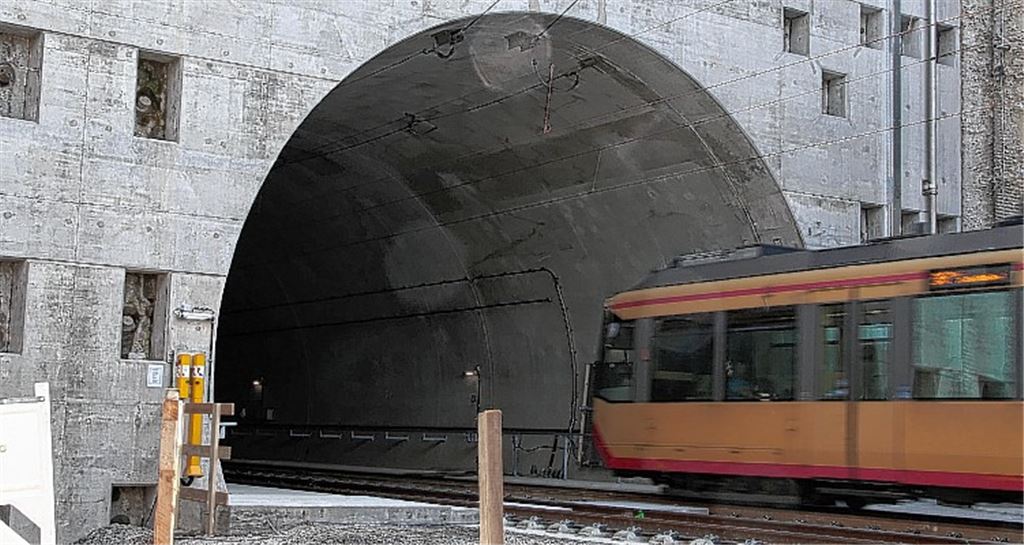 Neuer Pforzheimer Bahntunnel ist in Betrieb
